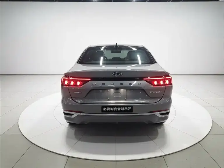 Ford Mondeo Facelift EcoBoost 245 Luxury