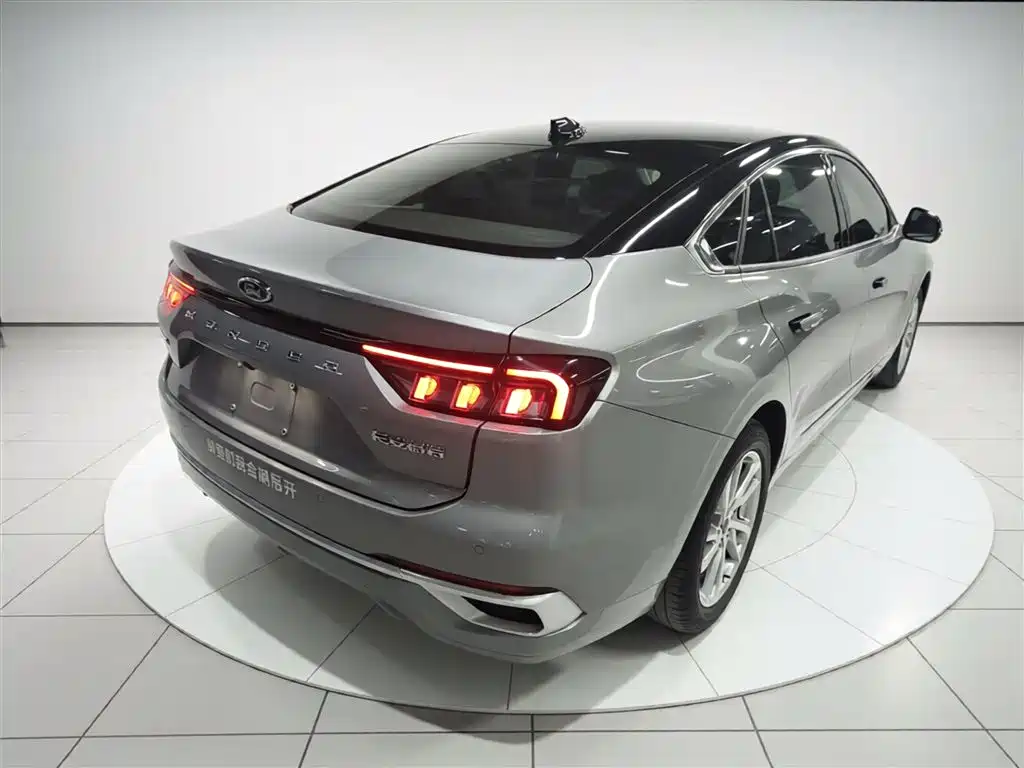 Mondeo Facelift EcoBoost 245 Luxury