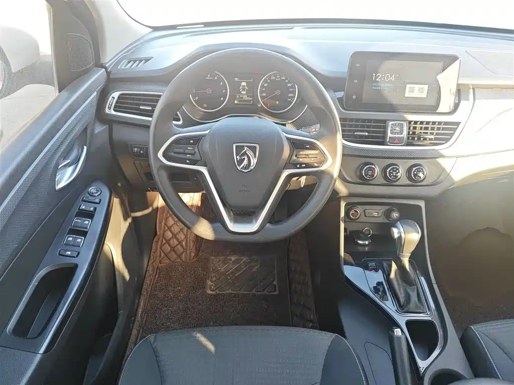 Baojun 730 1.5 T CVT Fashion 7-seat CN-VI