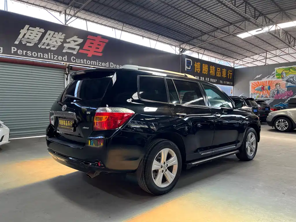 Highlander 3.5 L 4 WD 7-seat Luxury