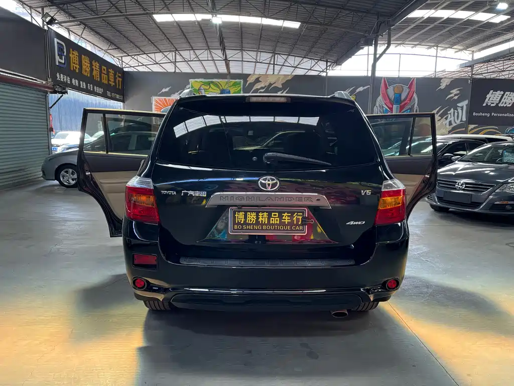 Highlander 3.5 L 4 WD 7-seat Luxury
