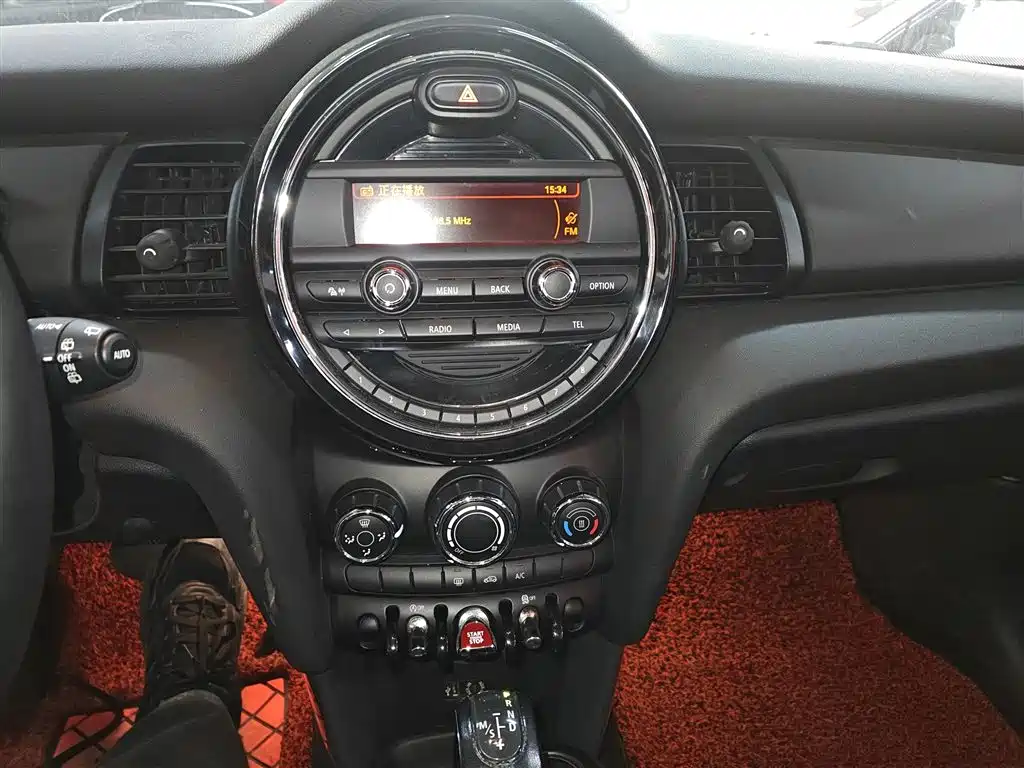 MINI 1.2 T ONE+