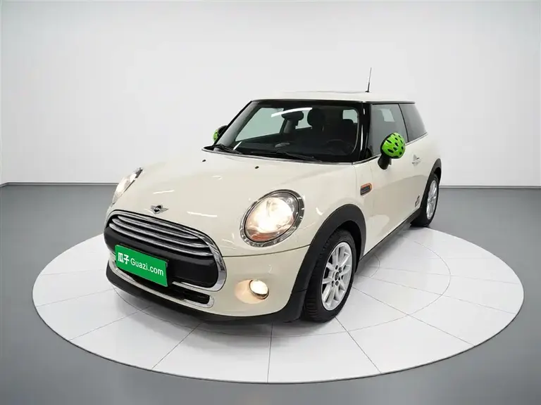 MINI 1.2 T ONE+
