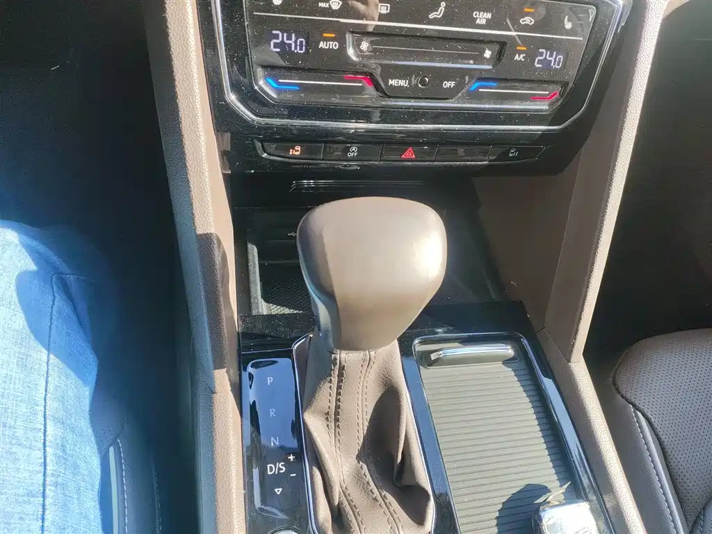 Viloran 380 TSI Distinguished