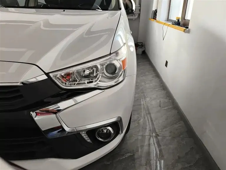 Mitsubishi ASX 2.0 L CVT 2 WD Premium