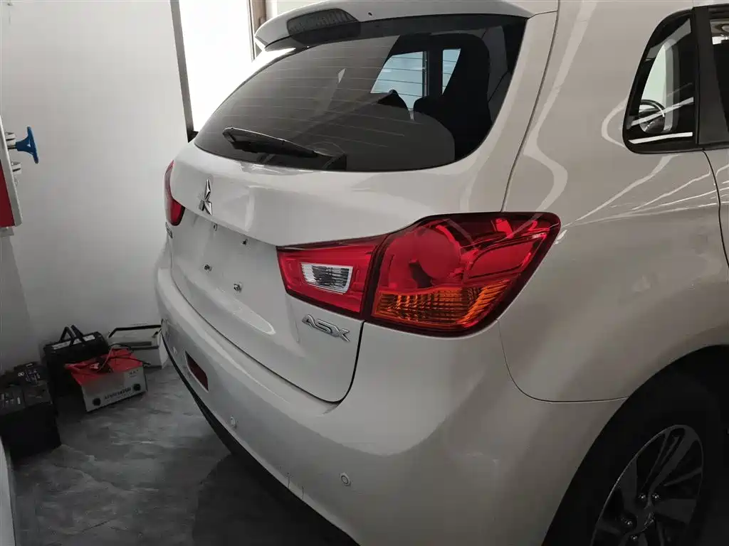 ASX 2.0 L CVT 2 WD Premium