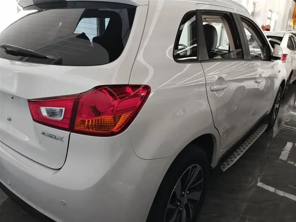 ASX 2.0 L CVT 2 WD Premium