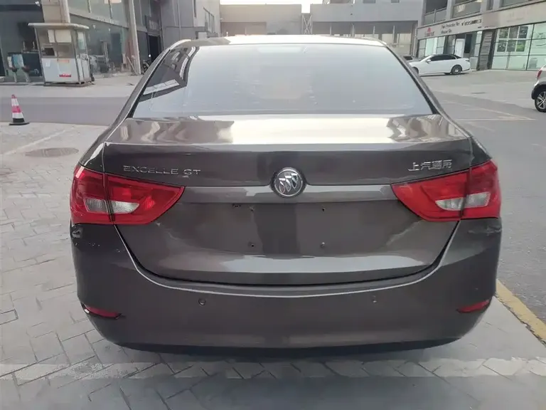 Buick Excelle GT 15 N Auto Elite