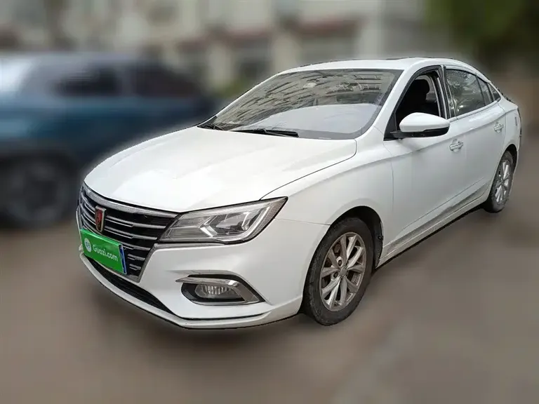 Roewe i5 1.5 L Auto 4 G Connected Leading Luxury
