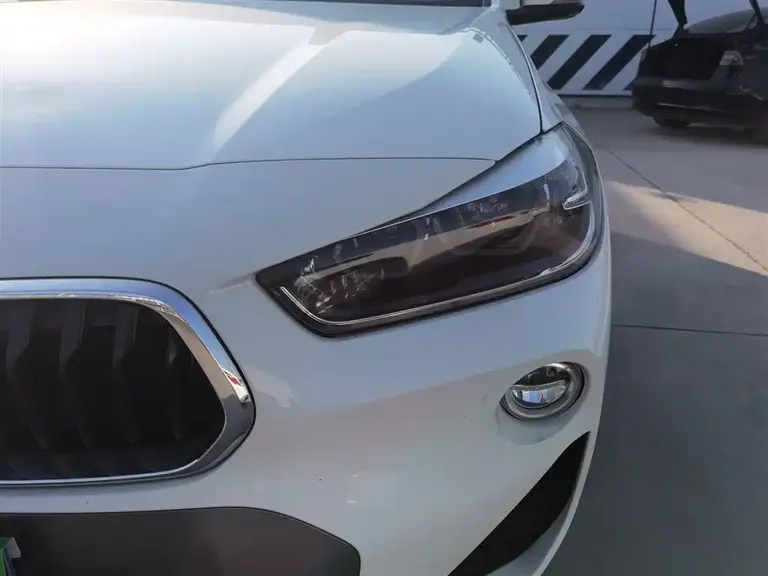 BMW X2 (Import) sDrive20 i M Offroad Package CN-VI