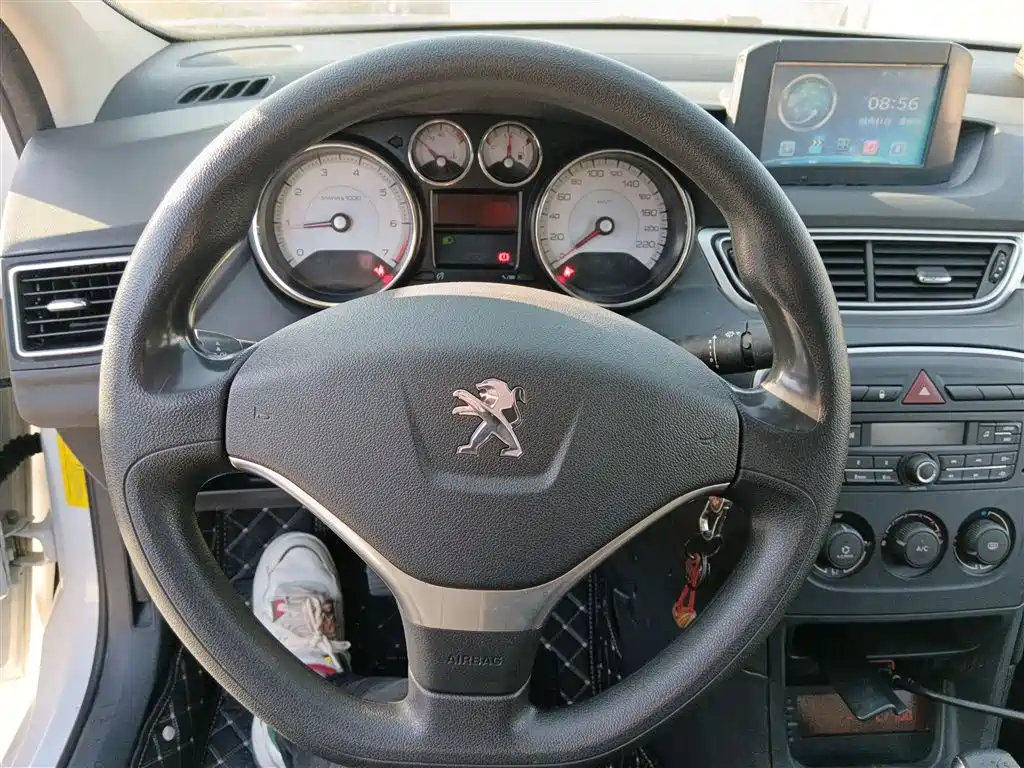 Peugeot 308 Pleasure Classic 1.6 L Manual Superior Style