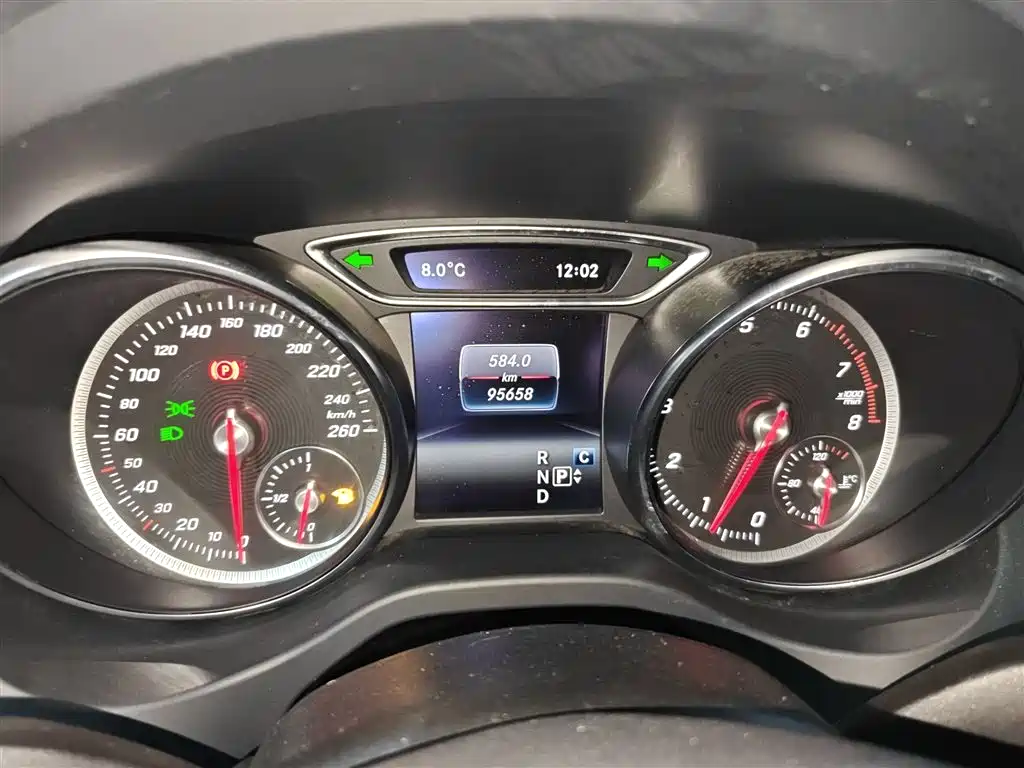 Mercedes-Benz GLA GLA 200 Fashion