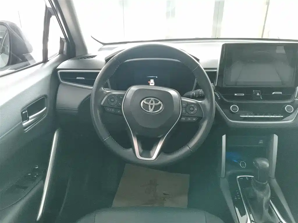 Corolla Cross 2.0 L Flagship