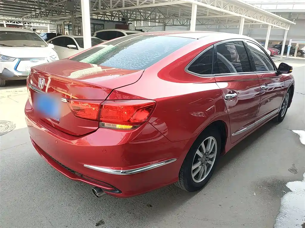 Spirior 思铂睿 2015款 2.0 L 典藏版