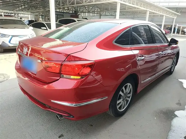 Honda Spirior 思铂睿 2015款 2.0 L 典藏版