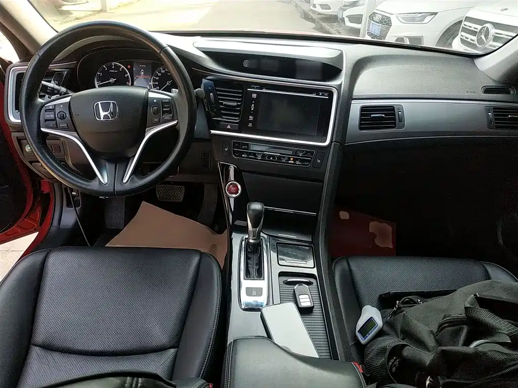 Spirior 思铂睿 2015款 2.0 L 典藏版