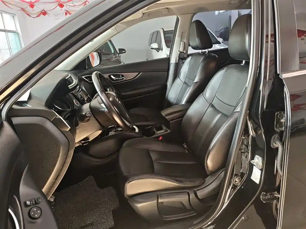 X-Trail 2.0 L CVT Comfort 2 WD