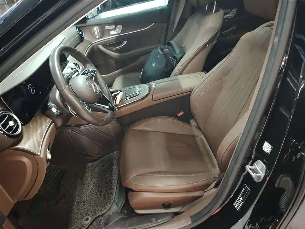 Mercedes-Benz E-Class Facelift E 300 L Luxury