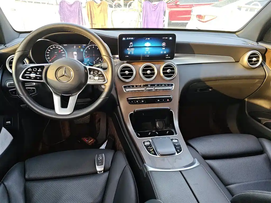 Mercedes-Benz GLC Facelift GLC 300 L 4 MATIC Dynamic