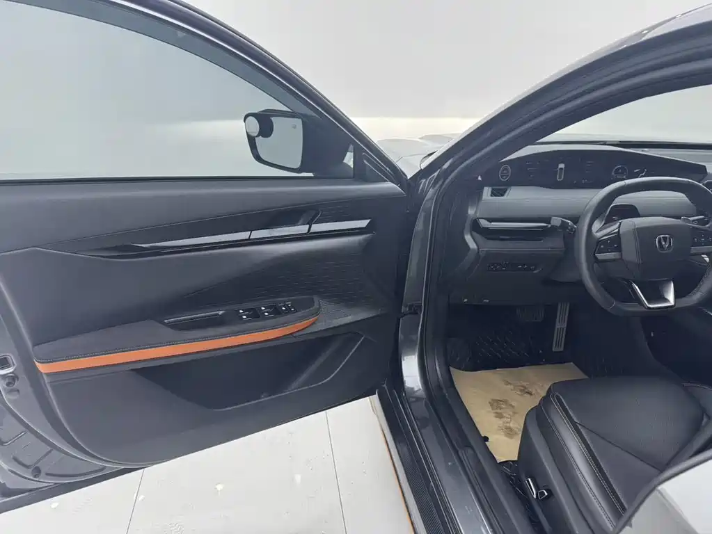 Changan UNI-V 1.5 T Sport