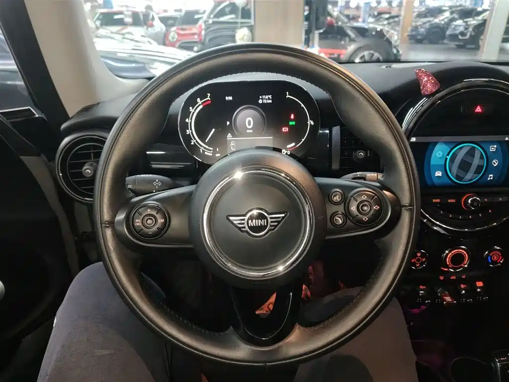 MINI 1.5 T COOPER Classic