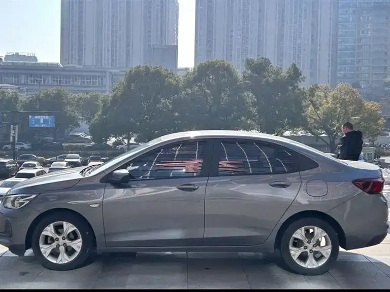 Chevrolet Cavalier 325 T Auto Pleasant