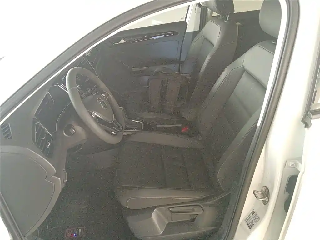 T-ROC 280 TSI DSG 2 WD Comfort Enjoyment Connected