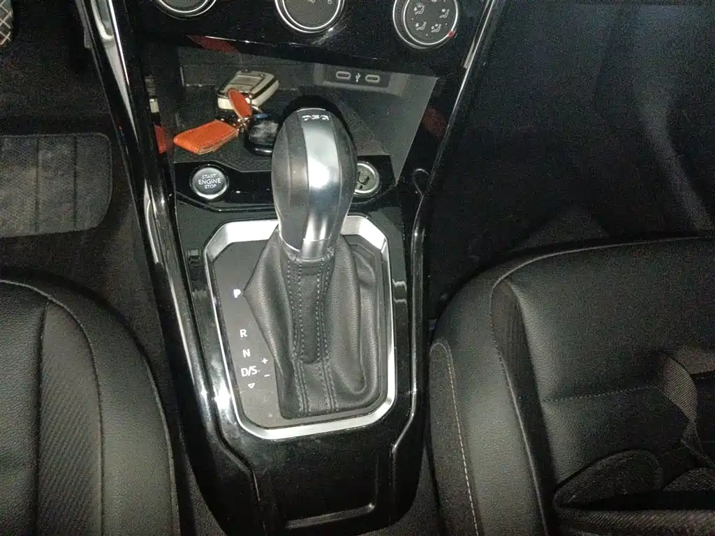 T-ROC 280 TSI DSG 2 WD Comfort Enjoyment Connected