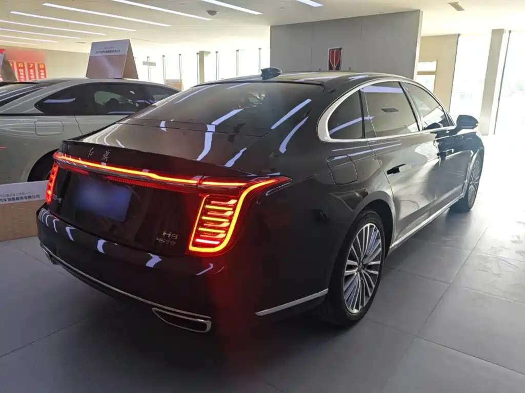 Hongqi H9 2.0 T Connected Flagship Enjoyment