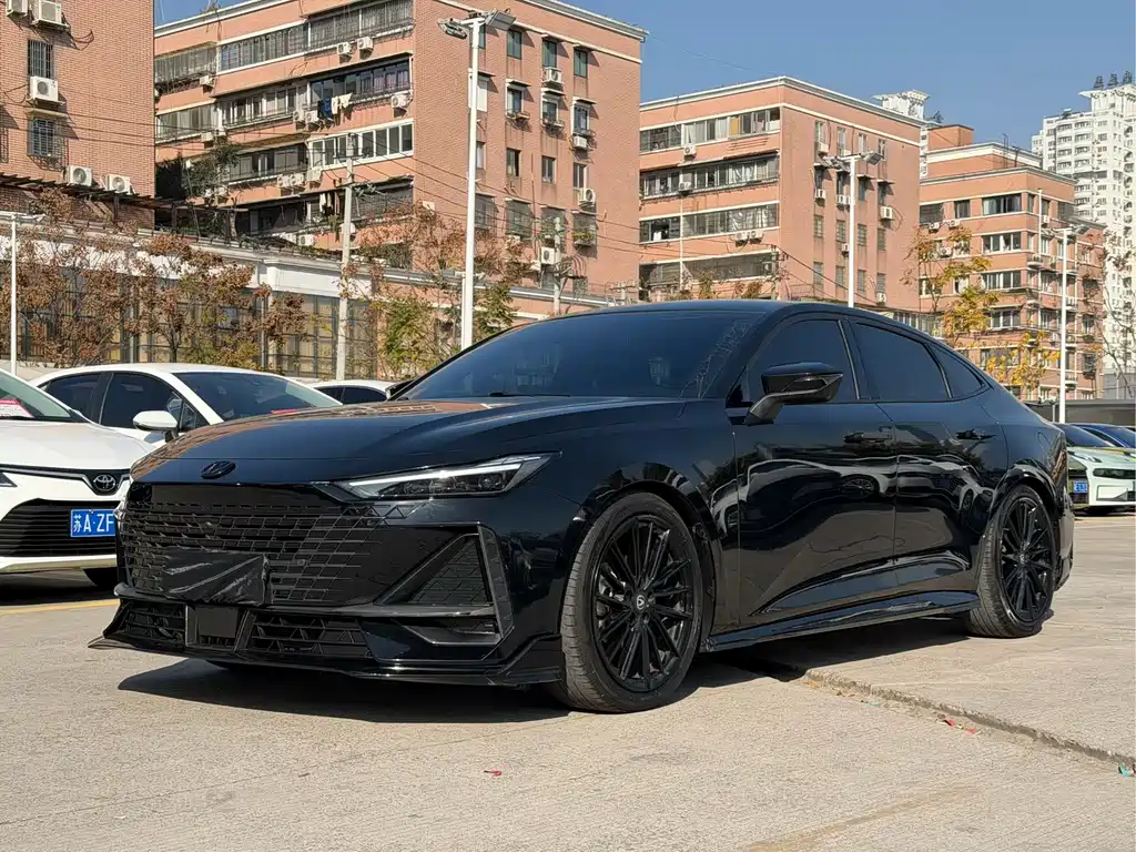 Changan UNI-V 1.5 T Sport