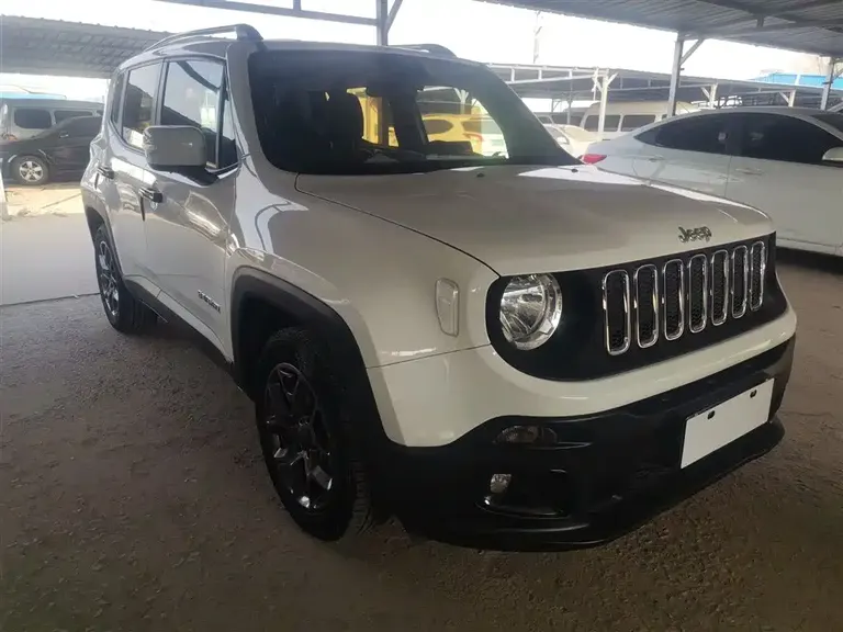 Jeep Renegade 180 T Auto Dynamic +