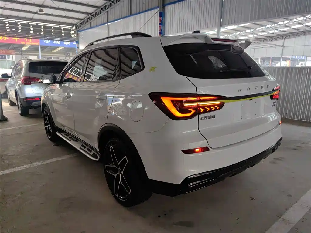 Roewe RX5 PLUS 330 TGI Auto China Style Smart Premium