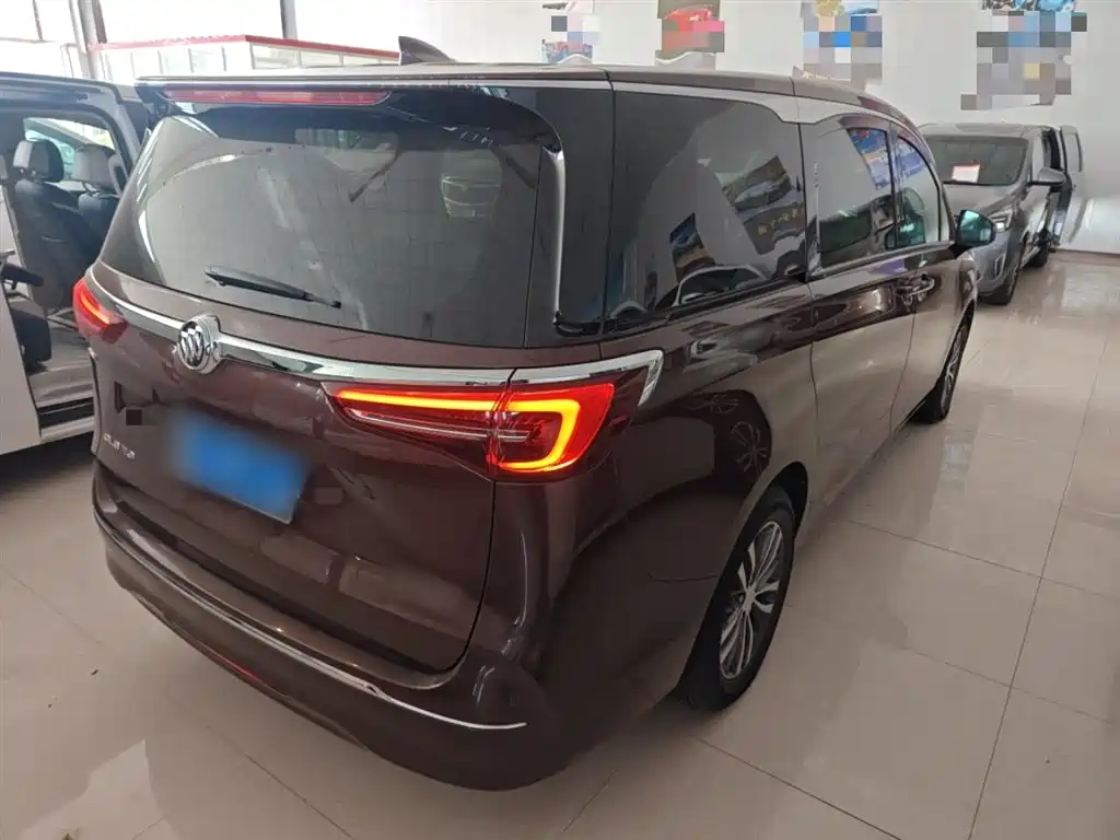 Buick GL8 ES LaCrosse 653 T Comfort