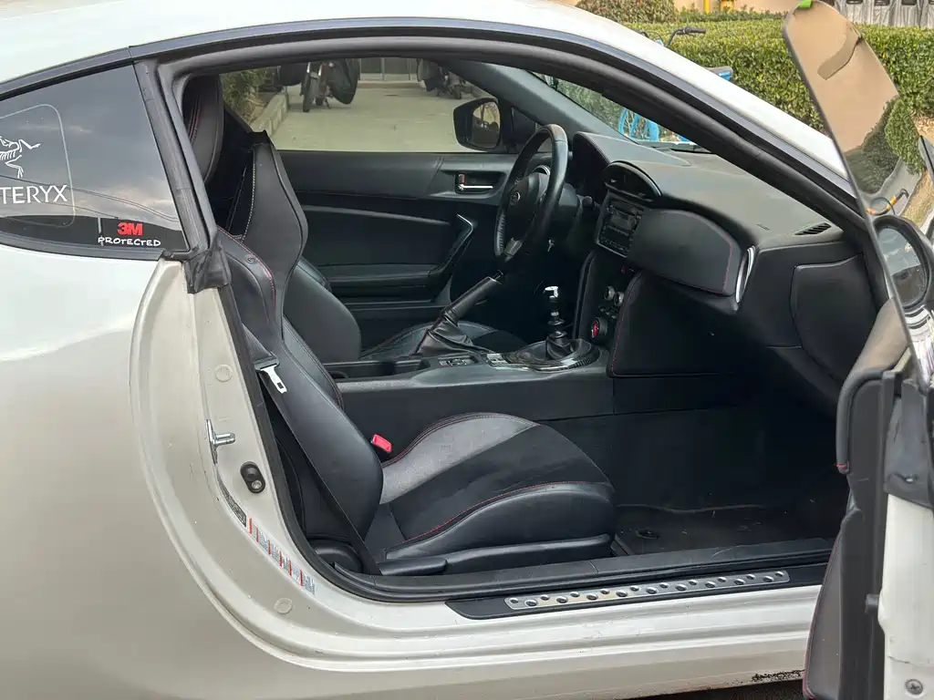 Subaru BRZ 2.0 L Manual type-RS
