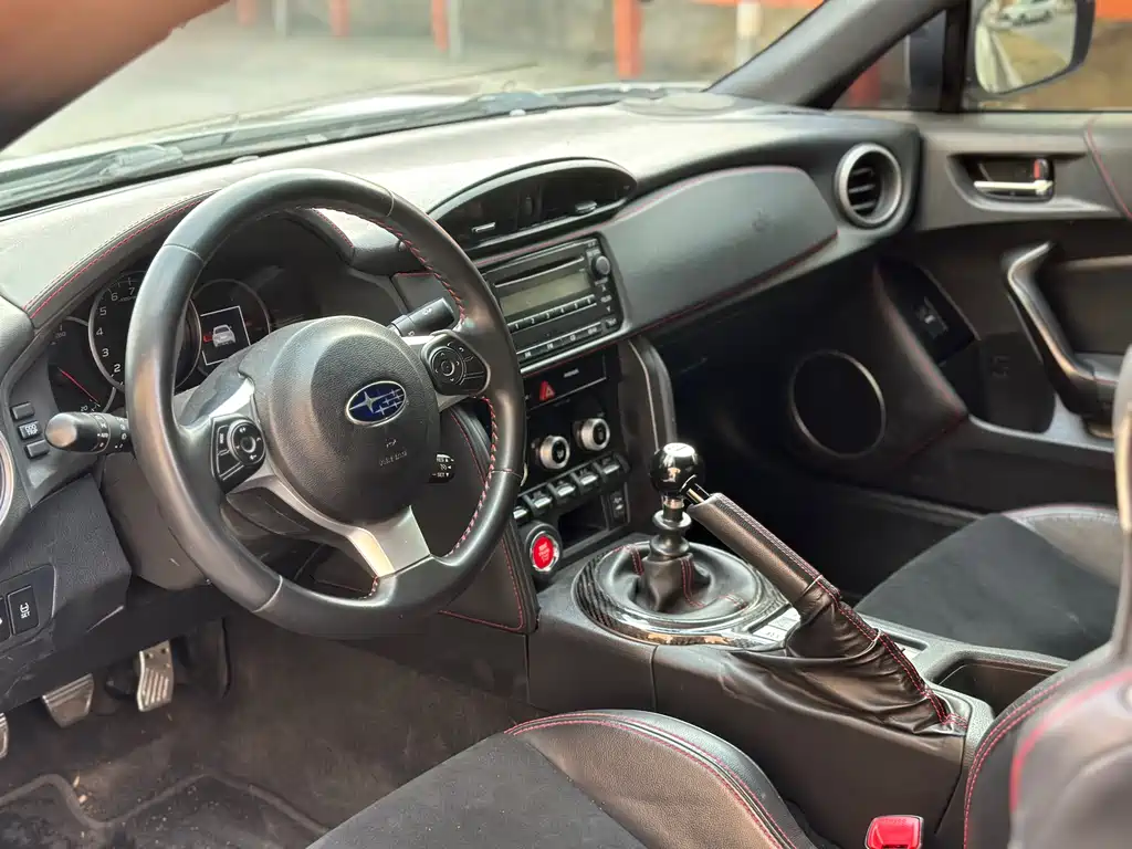 Subaru BRZ 2.0 L Manual type-RS
