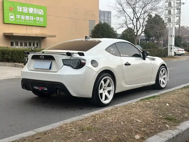 Subaru BRZ 2.0 L Manual type-RS