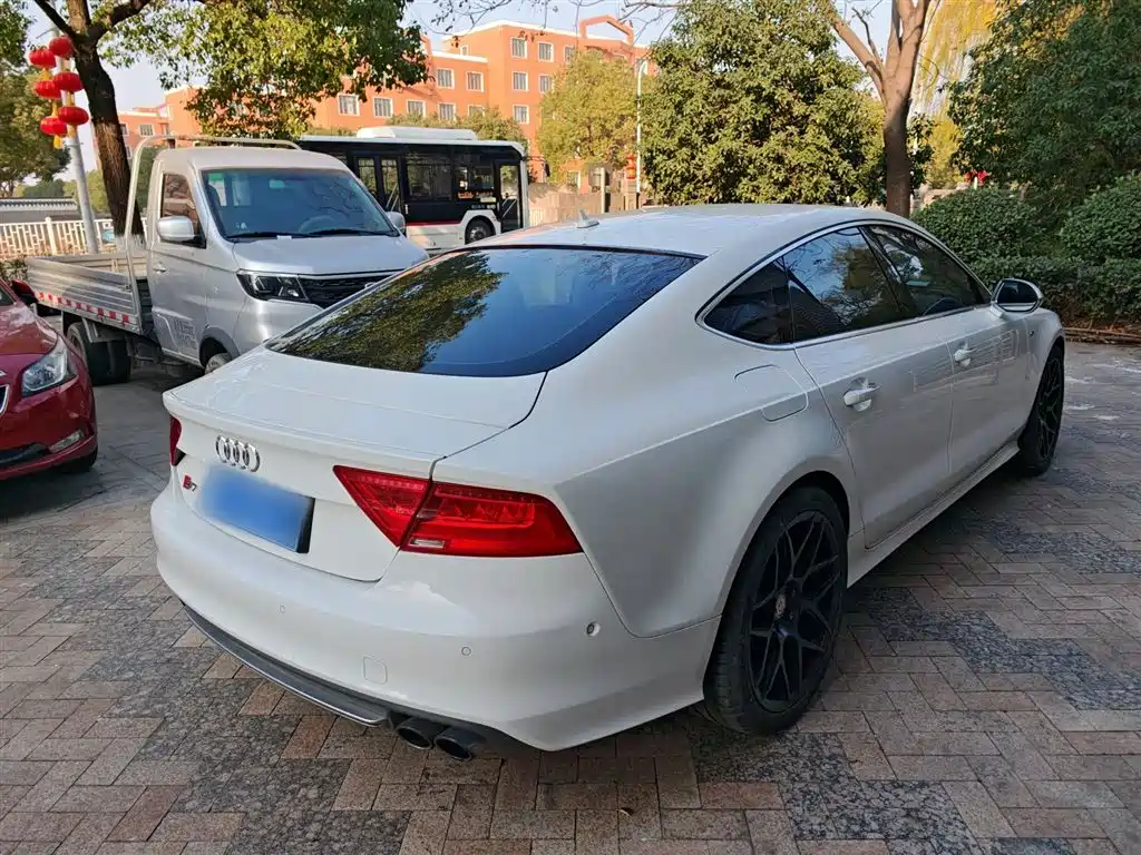 Audi S7 4.0 TFSI quattro