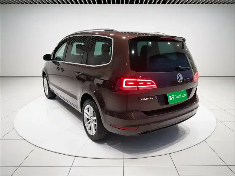 Volkswagen Sharan 380 TSI Comfort Enjoyment 7-seat
