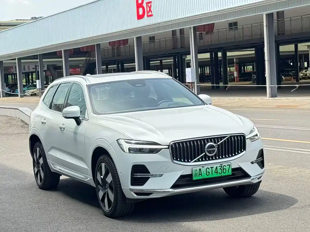 Volvo XC60 PHEV PHEV Hybrid Long Range 4 WD Smart Vision Luxury