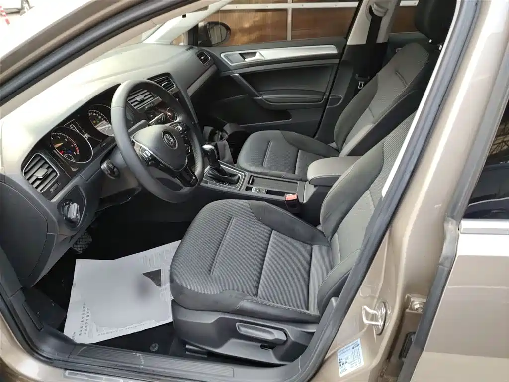 Golf 280 TSI DSG Comfort CN-VI