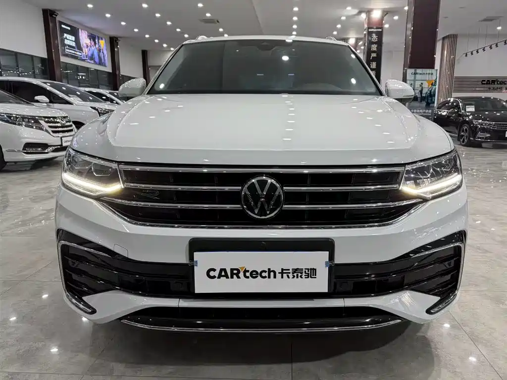 Tiguan L Facelift 330 TSI Auto 2 WD R-Line Premium