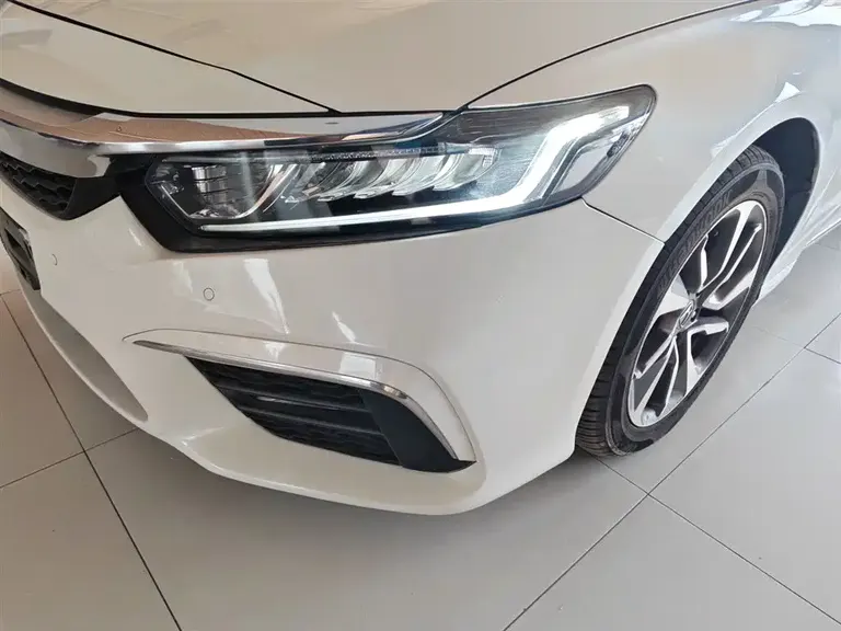 Honda Inspire 260 TURBO Elegant CN-VI