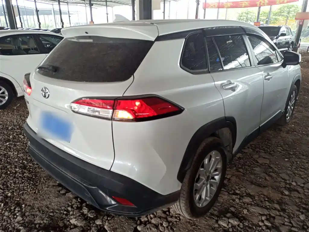 Frontlander 2.0 L CVT Leading