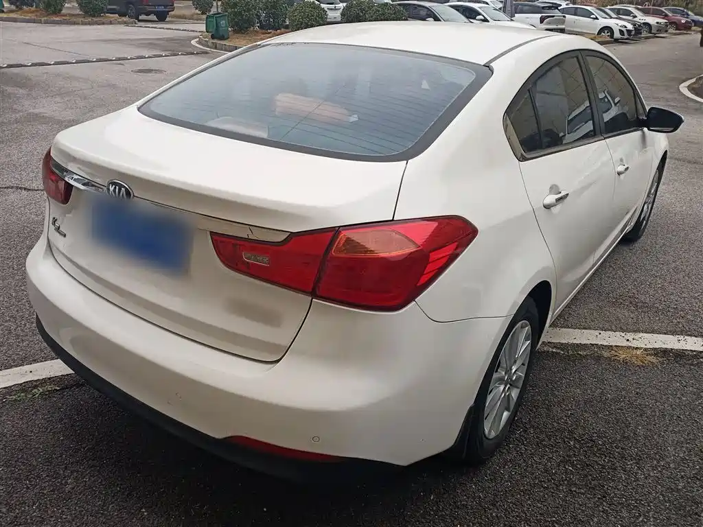 Kia K3 1.6 L Auto GLS