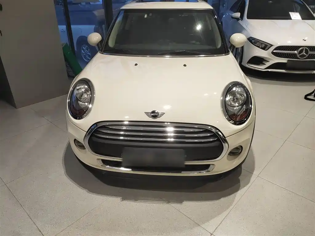 MINI 1.2 T ONE Pioneer