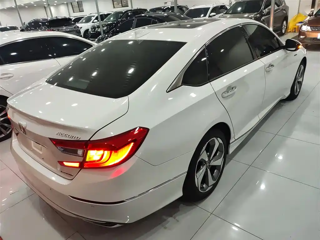 Accord Sharp· Hybrid 2.0 L Sharp Smart CN-VI