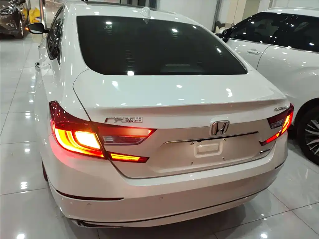 Accord Sharp· Hybrid 2.0 L Sharp Smart CN-VI