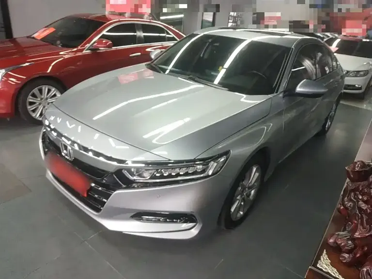 Honda Accord 260 TURBO Luxury CN-VI