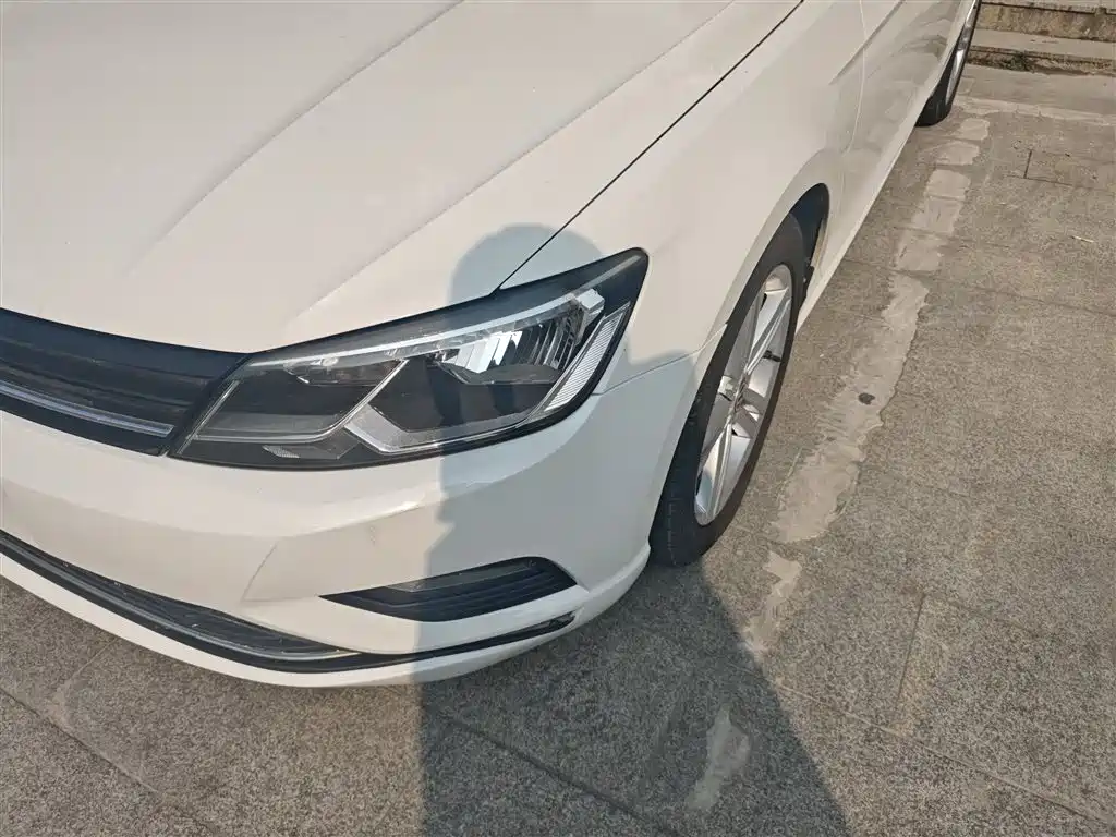 Lamando 280 TSI DSG Comfort