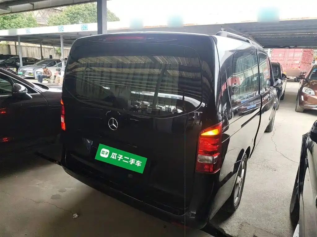 Vito 2.0 T Business 7-seat